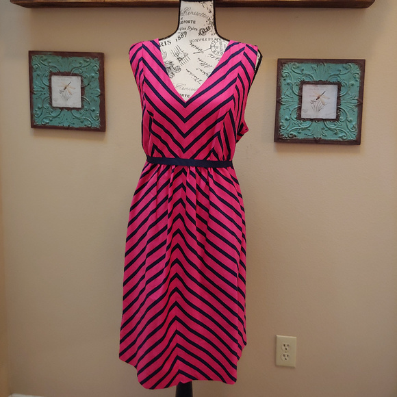 Motherhood Maternity Dresses & Skirts - Motherhood Maternity Dress